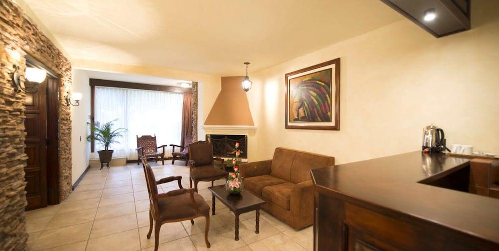 Hotel Soleil La Антигуа-Гватемала Экстерьер фото